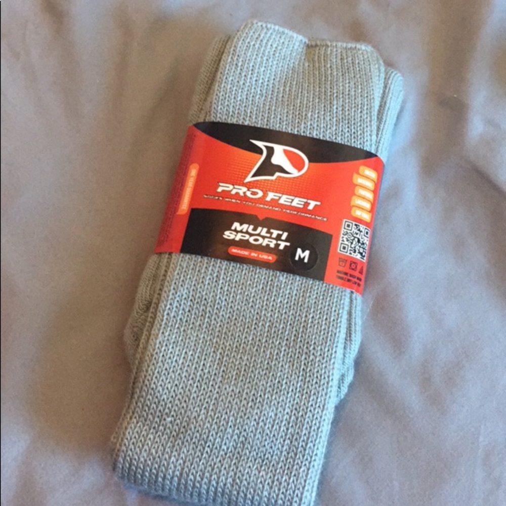 New grey athletic socks